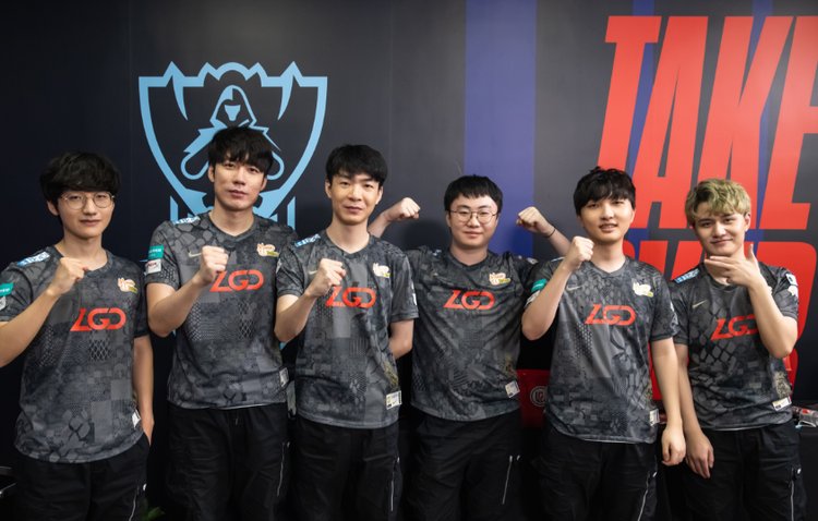 他的前锋地 他的前锋地