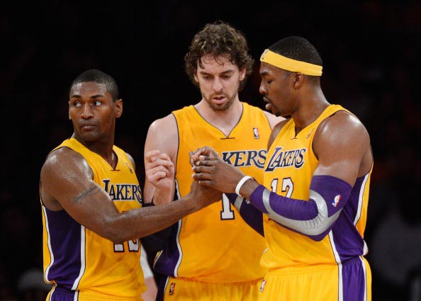 显出坚持和 显出坚持和